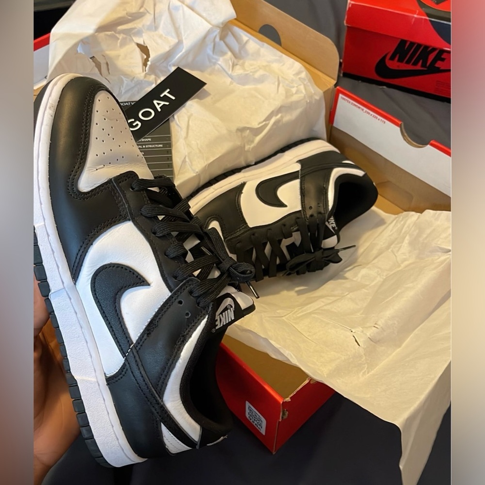 Nike Dunk Low Panda men size 9.5  Good Condition